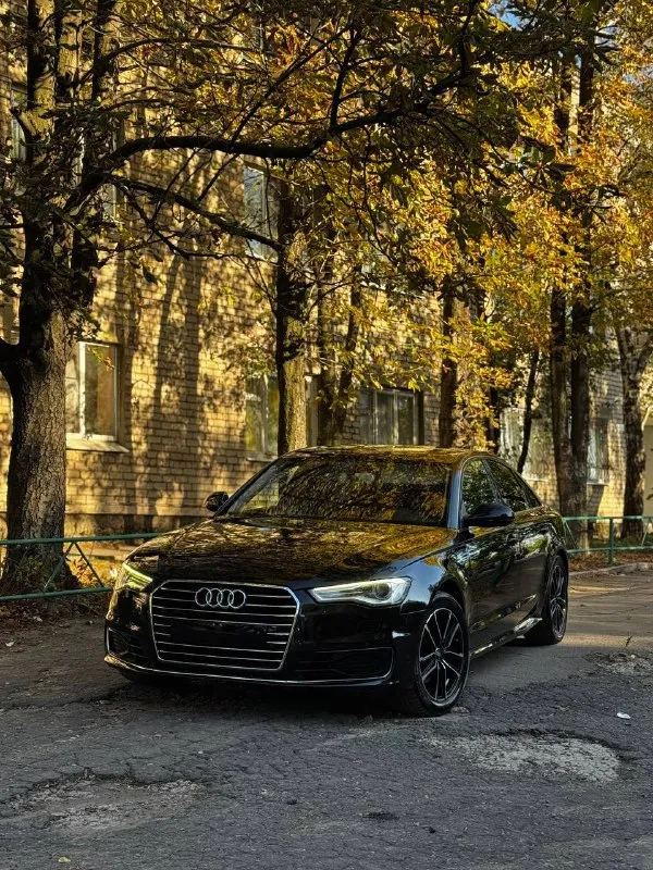 Audi а6 1.8 т
Год 2016
Рестайлинг
Автомобиль в идеальном состоянии, своевременно обслуживался. Есть сервисная книжка. Оригинальный птс. Кузов в родной краске. Не участвовал в дтп. Зимняя резина в комплекте. Полный комплект ключей и документов. В салоне не курили. Оригинальный птс
Больше информации по телефону +79493678201
Цена срочно ‼️ 2🍋100
📲 Tg: марк
📞 Звоните: +7(949)3678201 - фотография - 2