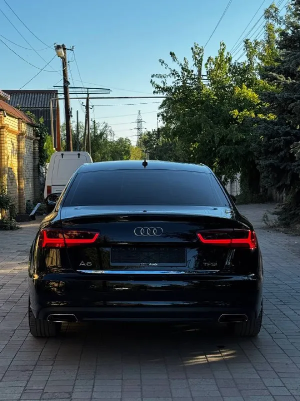 Audi а6 1.8 т
Год 2016
Рестайлинг
Автомобиль в идеальном состоянии, своевременно обслуживался. Есть сервисная книжка. Оригинальный птс. Кузов в родной краске. Не участвовал в дтп. Зимняя резина в комплекте. Полный комплект ключей и документов. В салоне не курили. Оригинальный птс
Больше информации по телефону +79493678201
Цена срочно ‼️ 2🍋100
📲 Tg: марк
📞 Звоните: +7(949)3678201 - фотография - 3