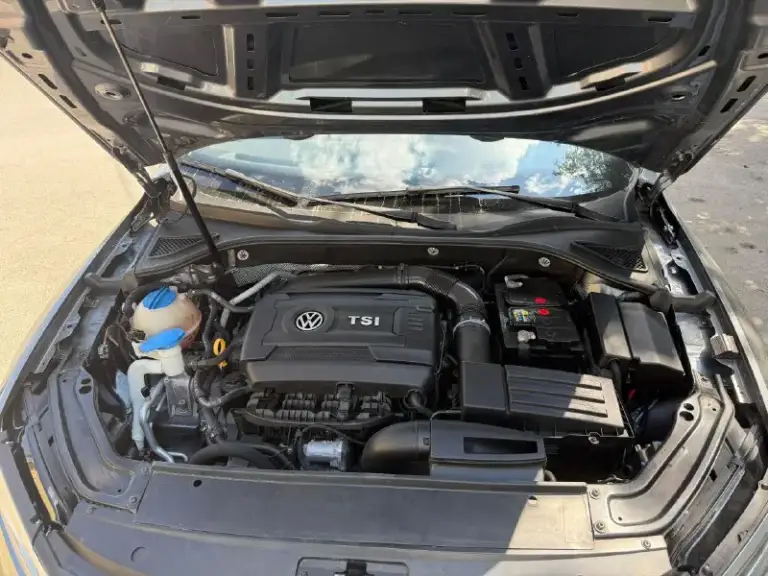 Продам семейный volkswagen passat b8 2016. Пробег 116.000, бензин, 1.8. Абсолютно без проблемный автомобиль-сел и поехал. Турбированный двигатель, кнопка старт/стоп,
Коробка-автомат aisin. Обогрев передних и задних сидений, круиз-контроль, камера заднего вида, система контроля слепых зон, экстренное торможение, багажник открывается датчиком сенсором. Зимние шины в комплекте.
Донецк. Цена 1 685 000
+79493616517 Дмитрий - фотография - 4