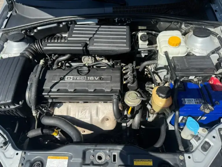 Продаю chevrolet lacetti hatchback 2005г. В. Двигатель1.8л,16-клапанный, механика, мощность 122л. С. 118 000 родного пробега!!!продажа от собственника, автомобиль находится в отличном техническом состоянии,2-ой хозяин, владею с 2010 года. Двигатель обслуживался регулярно, масло менялось каждые 5000 км. Кондиционер заправлен, имеются два комплекта ключей, стекла все оригинальные. И трансмиссия находятся в идеальном рабочем состоянии. Ремень грм заменен, установлен новый аккумулятор, недавно были заменены передние тормозные диски, задние тормозные колодки, тормозные поршни суппортов. Остаток резины-сезон докатать. Велюровый салон в отличном состоянии, не прокурен. По кузову ничего не менялось, весь в оригинале, была притертость, красилось переднее левое крыло и передняя левая дверь с переходом, в остальном краска оригинальная. Имеется бортжурнал со всеми записями-что менялось, когда и на каком пробеге за последние 15 лет!!!цена-600 000 руб. Телефон:+79494456376 сергей. Посмотреть можно:днр, дон
📞 Звоните: +7(949)4456376 - фотография - 4