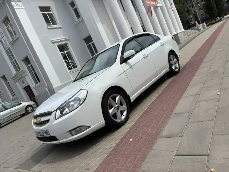 Продам срочно ‼️ ‼️ chevrolet эпика мотор 2 литра ( 6-ти цилиндровый) едит бодро, не троит,54 дымит ! Кпп механика 5-ти ступка по кузову гнили нет ! Есть не большие жучки! По комплектации- 1-гидроусилитель руля 2-вылет руля 3-электропривод сидений 4-климат контроль 5-круиз контроль 6-складывания зеркал 7- подогрев сидений 8-2 камеры регистратор и камера заднего вида 9- качественная музыка так же установлен carplee на андроиде 10-установлена новая оптика лэд по документам я владелец ! Оформления на вас! Место осмотра г харцызск цена 450 тисячь +79494559347
📞 Звоните: +7(949)4559347 - фотография - 3