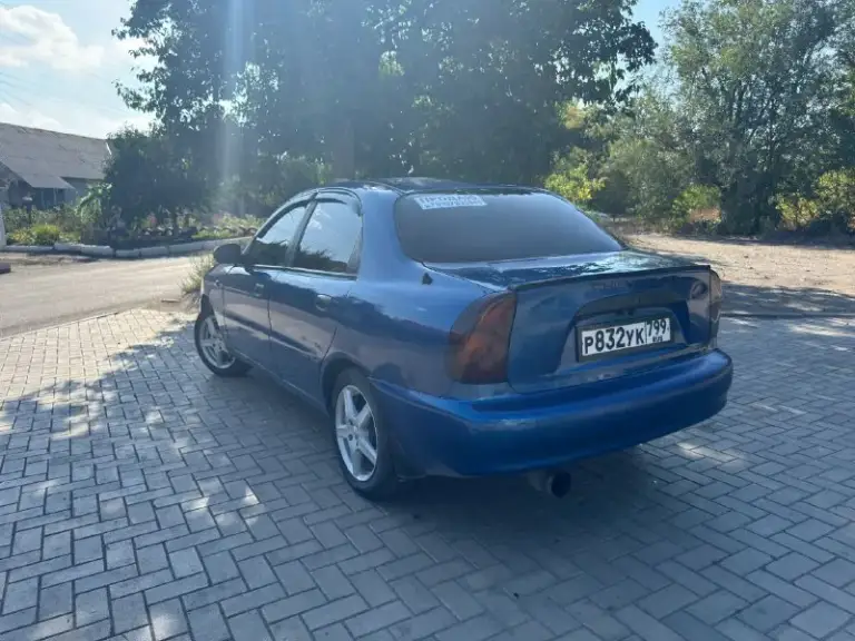 Продам обслуженный chevrolet lanos 2006 г. , 1.5, владею 4 года, в январе 2025 была капиталка мотора 👍
Коробка работает без проблем, ходовка перебрана, ручник работает, гур, кондиционер дует как дикий ❄️, подушка безопасности у водителя, передних два электрических стеклоподъемника.
Вкруг тонировка, led лампы стоят, везде. Задние фары в тонировочной плёнке, в передних фарах мини линзы и фотохромная бронепленка, туманки лед.
Выхлоп приятный, басистый, переделанный.
Музыка очень хорошая, ничего заводского ( активный сабвуфер, отдельно усилитель на передние колонки 16-е + высокочастотники) 🎵
Решетка в капот кастомная)
Колеса 15-ые, диски брались новыми пару лет назад, без ремонтов и прочего
Пороги и днище не гнилое
В комплекте отдам 14-ю шипованную зиму на штампах готовую к эксплуатации
+79497935313
Цена: 355 - фотография - 8
