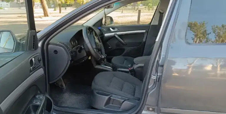 Skoda octavia a5
1.8Т

Год 2010
Пробег 280
Продам октаху, валит бодро, мотор коробка без проблем, ходовая требует внимания, по кузову на 4-, музыка болеро, резина нормальная, учёт 180й, переоформление без проблем, 600 тысяч рублей, небольшой торг, возможен обмен донецк киевский район, тел+79493152333
📞 Звоните: +7(949)3152333 - фотография - 7