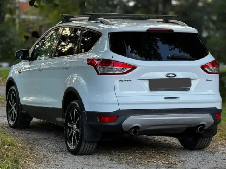 🚗 Продам автомобиль ford kuga
▶️ Год выпуска: 2013
▶️ Объём двигателя: 1.6
▶️ Комплектация полная
ℹ️ описание:
✅ Автомобиль в хорошем состоянии.
✅Пробег 164.000
✅ Автомобиль без дтп, зеленая автотека и соответсвенно весь кузов и железо ровное!
✅ Авто обслужено!
Не дымит, масло не ест, едет очень бодро. Коробка переключается плавна без рывков и пинков,
Машина внешне в отлично состояние, рыжиков, гнили и т д.
Вин читается.
На любые проверки за ваш счет - готов.
🏛 Юридически автомобиль чист, без штрафов
💰 Цена🔥:1 млн 100 тыс. Рублей
Торг у капота
🏢 Осмотр: донецк
☎ Более подробно по номеру телефона: +79494592618
📲 Tg: александр
📞 Звоните: +7(949)4592618 - фотография - 4