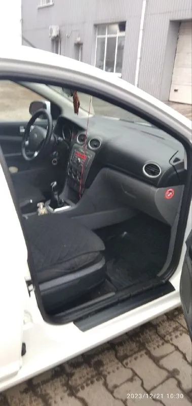 Продаю семейный авто. Ford focus 2 rest 1.6
700,000₽
Технически без вложений, пробег 100% родной. Салон чистый, ухоженный не курили. Кондиционер работает отлично, движок на 5 масло от замены до замены, коробка (мкпп) тоже на отлично, ходовая как мячик. Кузов весь в родной краске, кроме задней крышки багажника есть не большое повреждения заднее крыло и задний бампер на фото видно без ржавчины и гнили. Резина лето прошла всего пару тысяч км. И зимняя такая же ка зимой купили другую машину на форде редко выезжали связи с этим продаю.
Звоните так как всего не на пишешь.
По всем вопросам обращайтесь по т. +79494674880 сергей - фотография - 10