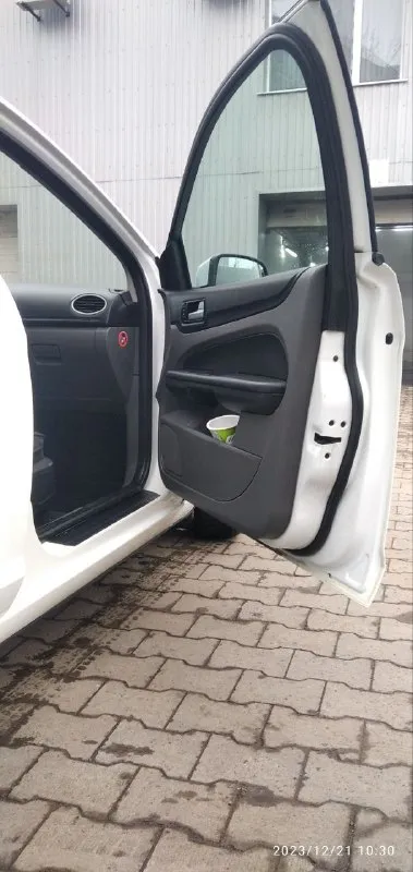 Продаю семейный авто. Ford focus 2 rest 1.6
700,000₽
Технически без вложений, пробег 100% родной. Салон чистый, ухоженный не курили. Кондиционер работает отлично, движок на 5 масло от замены до замены, коробка (мкпп) тоже на отлично, ходовая как мячик. Кузов весь в родной краске, кроме задней крышки багажника есть не большое повреждения заднее крыло и задний бампер на фото видно без ржавчины и гнили. Резина лето прошла всего пару тысяч км. И зимняя такая же ка зимой купили другую машину на форде редко выезжали связи с этим продаю.
Звоните так как всего не на пишешь.
По всем вопросам обращайтесь по т. +79494674880 сергей - фотография - 6