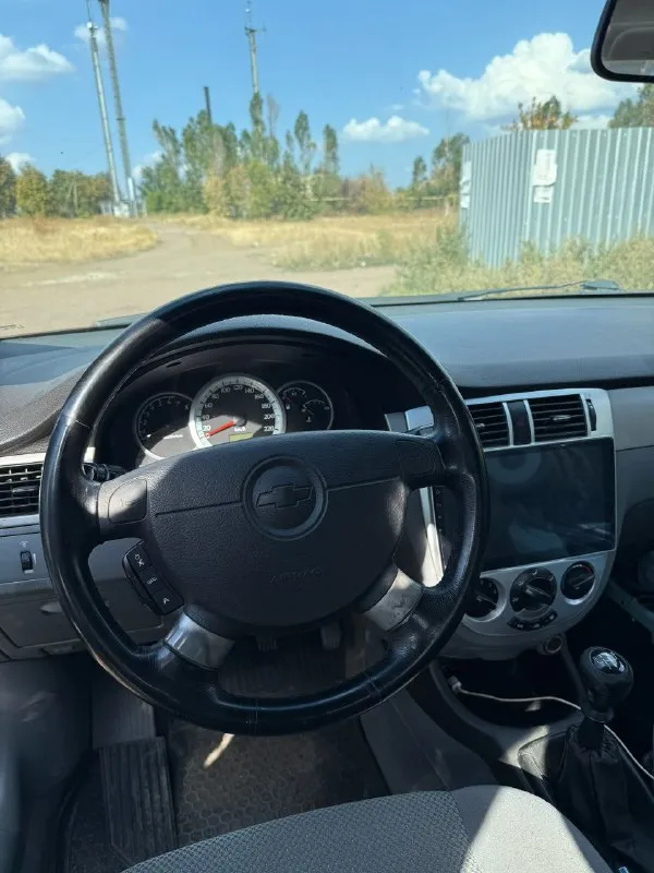 🚗Chevrolet lacetti 1.6
2008 Год
Пробег- 214.000
✅Мотор работает ровно, коробка без хрустов
Комплектация :
🔹4 Электростеклоподьемника
🔹Электро зеркала
🔹Обогрев стекл
🔹Кондиционер
По кузову не гнилая, 2 комплекта резины зима и лето.
Замена масла 1000 км назад
💰Цена- 510.000 р

📞+7949)Ю3752677 - фотография - 7