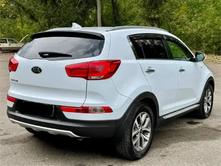 Kia sportage restailing
2014 Год
Двигатель 2.0 бензин
Коробка автомат
Пробег 157 тыс. Км
Автомобиль в отличном состоянии,
Кузов без дтп, весь в заводском окрасе,
Двигатель работают как часики без посторонних шумов !!!
Коробка переключаем как положено без пенков, рывков, и прочего,
Ходовая сбитая не чего не стучит не гремит !
Машина полностью обслужена, вложения на требует от слова совсем !
Максимальная комплектация,
Кожаный салон,
Бесключевой доступ ( start-stop)
Раздельный климат контроль,
Круиз контроль,
Датчики света, и дождя,
Подогревы руля,
Сидений передних, и задних,
Большой многофункциональный монитор
С камерой заднего вида,
И т. Д.
С документами все в порядке продажа с полным переоформлением в мрэо на вас !
Г. Донецк
Цена 1.395 тыс. ₽
Звоните остальное по
+79494006791
📲 Tg: r. B
📞 Звоните: +7(949)4006791 - фотография - 4