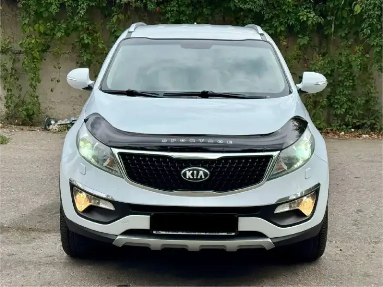 Kia sportage restailing
2014 Год
Двигатель 2.0 бензин
Коробка автомат
Пробег 157 тыс. Км
Автомобиль в отличном состоянии,
Кузов без дтп, весь в заводском окрасе,
Двигатель работают как часики без посторонних шумов !!!
Коробка переключаем как положено без пенков, рывков, и прочего,
Ходовая сбитая не чего не стучит не гремит !
Машина полностью обслужена, вложения на требует от слова совсем !
Максимальная комплектация,
Кожаный салон,
Бесключевой доступ ( start-stop)
Раздельный климат контроль,
Круиз контроль,
Датчики света, и дождя,
Подогревы руля,
Сидений передних, и задних,
Большой многофункциональный монитор
С камерой заднего вида,
И т. Д.
С документами все в порядке продажа с полным переоформлением в мрэо на вас !
Г. Донецк
Цена 1.395 тыс. ₽
Звоните остальное по
+79494006791
📲 Tg: r. B
📞 Звоните: +7(949)4006791 - фотография - 7