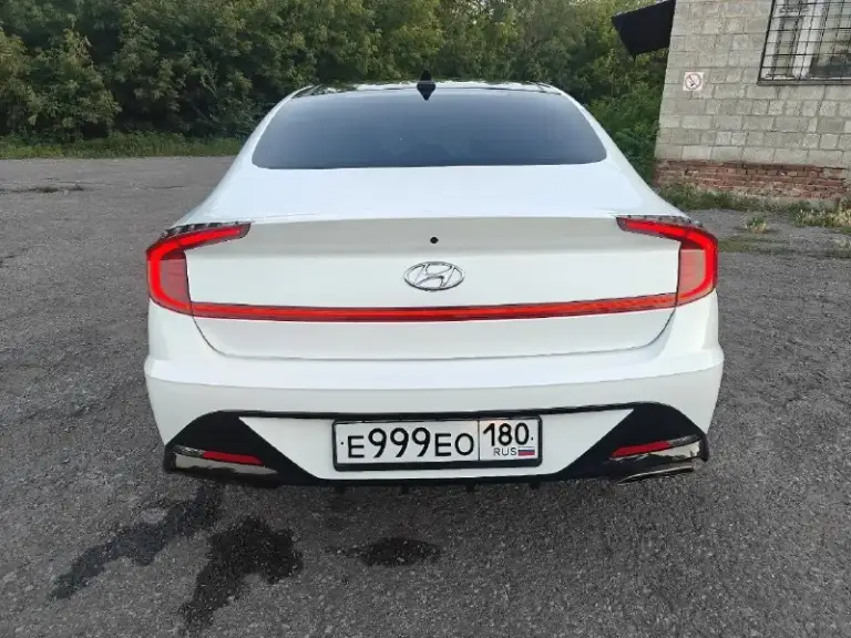 Hyundai sonata dn8 2.5 бензин (8 ступенчатый) 2019 г. В. 64.000 км
Машину приобрел год назад на пробеге около 40 т. Км. , за это время ни разу не подвела, никаких поломок не было, масло не расходует, меняю каждые 5 т. Км. , на 60 т. Км. Делал полную замену масла в, автомат переключает плавно, нариканий никаких нет. Безопасность вся родная, ни разу не одна подушка не стреляла. Пробег родной, не скручивался. Из минусов только то, что много сколов, которые видны на фото. Остальные вопросы задавайте в сообщениях или звоните по телефону +79493231043.
Вин 5npef4ja8lh000421
Осмотр донецк
Цена 2.250.000 готов торговаться по цене, пока в продаже интересующий мне автомобиль
📞 Звоните: +7(949)3231043 - фотография - 4
