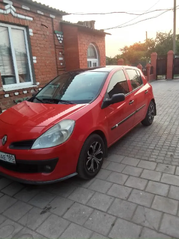 Срочно продам renault клио3 1,5cdi турбо самый мощный из линейки 6 ст мкпп кондер эур стеклоподъёмники комплект литых дисков на зиме 600₽ переоформление обмен на пикап или бус +79493013777
📞 Звоните: +7(949)3013777 - фотография - 1