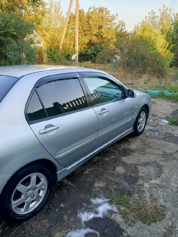 Mitsubishi лансер 9, 2004 года выпуска, двигатель 1.6 бензин, пробег 239000, коробка механика 5 ступка, ходовая новая, в комплекте зимняя резина шипы. Цена 500000 небольшой торг. +79494093764 феникс +79490780406 миранда
📞 Звоните: +7(949)4093764 - фотография - 3