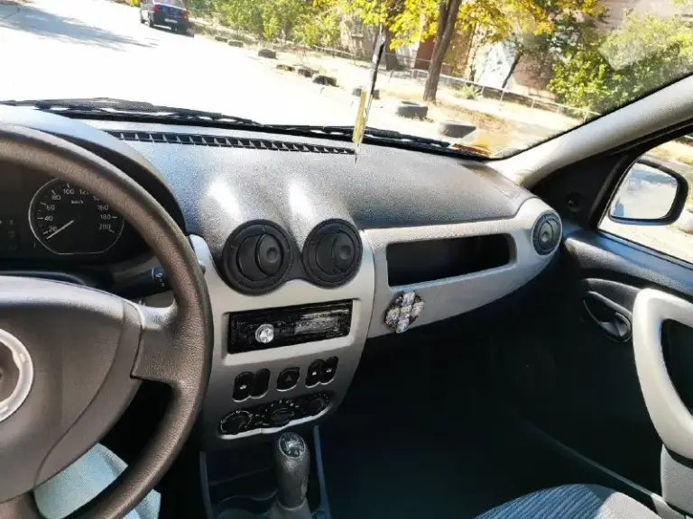 Продам renault логан 2012года.
1.4 -75 Л. С.
Бензин/газ вписан.
Куплена с салона.
1 Хозяин, ✅родной пробег 31тыс, машина вся целая, без дтп, есть незначительные коцки по кузову в ходе эксплуатации. Все стекла родные, , коробка, подвеска в отличном состоянии, машина полностью обслужена не требует не каких вложений !
Поменяны масла, фильтра.
Гидроусилитель руля, стеклоподъемники, центральный замок 2 ключа, магнитола, с документами полный порядок.
Цена 570 000₽, торг.
Просмотр луганск, донбасс
Звоните/пишите +79591600502, телеграмм
📞 Звоните: +7(959)1600502 - фотография - 10