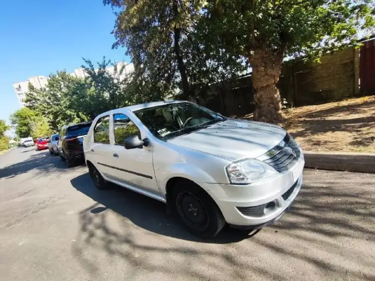 Продам renault логан 2012года.
1.4 -75 Л. С.
Бензин/газ вписан.
Куплена с салона.
1 Хозяин, ✅родной пробег 31тыс, машина вся целая, без дтп, есть незначительные коцки по кузову в ходе эксплуатации. Все стекла родные, , коробка, подвеска в отличном состоянии, машина полностью обслужена не требует не каких вложений !
Поменяны масла, фильтра.
Гидроусилитель руля, стеклоподъемники, центральный замок 2 ключа, магнитола, с документами полный порядок.
Цена 570 000₽, торг.
Просмотр луганск, донбасс
Звоните/пишите +79591600502, телеграмм
📞 Звоните: +7(959)1600502 - фотография - 7