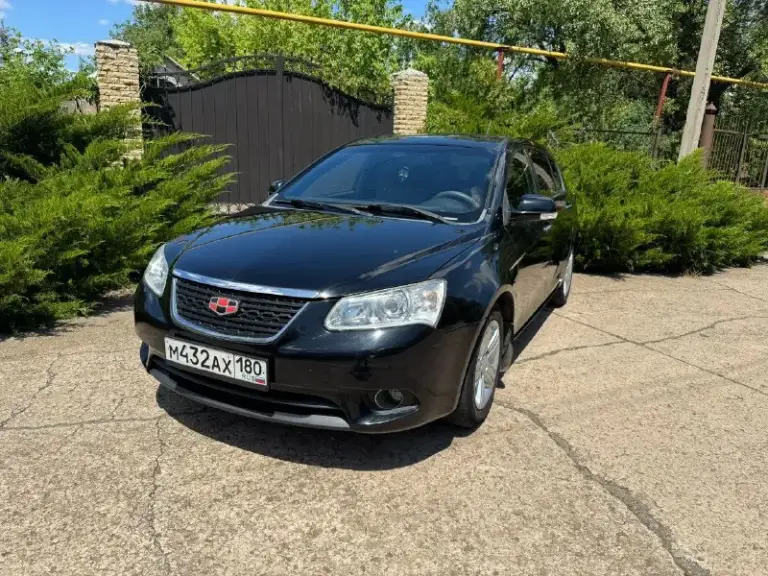 Продам geely emgrand ec7 хэтчбэк 2012 года, двигатель 1.8 бензин на механической кпп с пробегом 102000 км на легкосплавных 16 дисках в хорошем состоянии.
Цена 520 000₽ хороший торг у капота.
Богатая комплектация на кожаном салоне, кондиционер с климатом, гидроусилитель руля, абс, 6 подушек безопасности, электро регулировка водительского сиденья, электро люк, 4 электро стеклоподъемника, датчик света, сигнализация, видео регистратор с камерой заднего вида, заводские задние парктроники.
Авто на полном уверенном ходу, состояние сел и поехал.
Есть комплект зимней резины на дисках.
Авто без дтп, все стекла родные.
Продажа от собственника.
Нахожусь г. Зугрэс
+79493754876 - фотография - 1