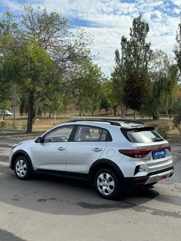 🔘 Kia rio x line

💰Цена: 1 220 000р
🏢Город: мариуполь
📅Год выпуска: 2021
🗒️Пробег: 192 619 км.
⚙️Двигатель: 1.6
⛽Топливо: бензин
⚙️Кпп: автомат

📞 Телефон:

+7-949-727-41-51
+7-949-551-91-52
+7-989-263-55-56

💾 Описание:

Kia rio iv. .. Вигатель g4 в паре с классическим автоматом порадует надёжностью, динамикой и маленьким расходом топлива.

☑️ Один владелец
☑️ Родная краска 💯%
☑️ Классический автомат
☑️ Подтвержденный пробег
☑️ Пройдено то с заменой масла, антифриза и фильтров
☑️ Новая резина pirelli
➕ Зимняя резина в комплекте

Хорошая комплектация:
- Кожаный мультируль
- Центральный замок
- Электропакет
- Кондиционер
- Два ключа
- Птф

🏦 Возможна продажа в кредит по двум документам.

Улица шевченко 269 - фотография - 6