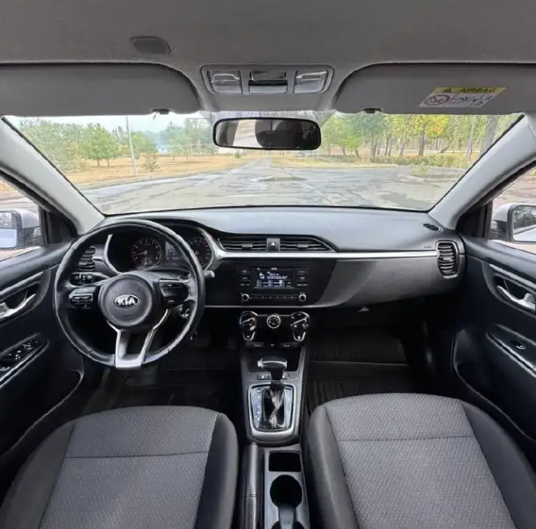 🔘 Kia rio x line

💰Цена: 1 220 000р
🏢Город: мариуполь
📅Год выпуска: 2021
🗒️Пробег: 192 619 км.
⚙️Двигатель: 1.6
⛽Топливо: бензин
⚙️Кпп: автомат

📞 Телефон:

+7-949-727-41-51
+7-949-551-91-52
+7-989-263-55-56

💾 Описание:

Kia rio iv. .. Вигатель g4 в паре с классическим автоматом порадует надёжностью, динамикой и маленьким расходом топлива.

☑️ Один владелец
☑️ Родная краска 💯%
☑️ Классический автомат
☑️ Подтвержденный пробег
☑️ Пройдено то с заменой масла, антифриза и фильтров
☑️ Новая резина pirelli
➕ Зимняя резина в комплекте

Хорошая комплектация:
- Кожаный мультируль
- Центральный замок
- Электропакет
- Кондиционер
- Два ключа
- Птф

🏦 Возможна продажа в кредит по двум документам.

Улица шевченко 269 - фотография - 8