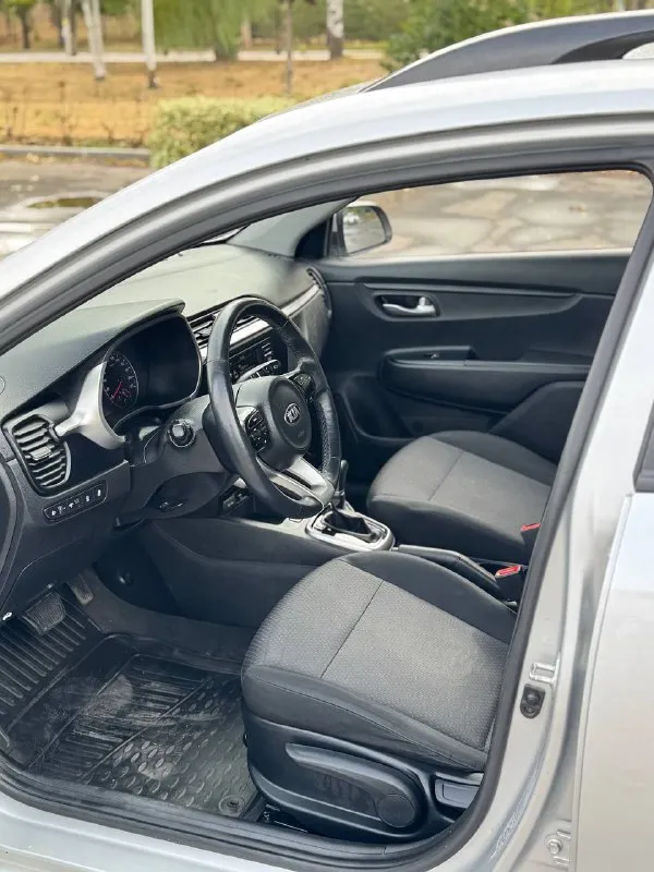 🔘 Kia rio x line

💰Цена: 1 220 000р
🏢Город: мариуполь
📅Год выпуска: 2021
🗒️Пробег: 192 619 км.
⚙️Двигатель: 1.6
⛽Топливо: бензин
⚙️Кпп: автомат

📞 Телефон:

+7-949-727-41-51
+7-949-551-91-52
+7-989-263-55-56

💾 Описание:

Kia rio iv. .. Вигатель g4 в паре с классическим автоматом порадует надёжностью, динамикой и маленьким расходом топлива.

☑️ Один владелец
☑️ Родная краска 💯%
☑️ Классический автомат
☑️ Подтвержденный пробег
☑️ Пройдено то с заменой масла, антифриза и фильтров
☑️ Новая резина pirelli
➕ Зимняя резина в комплекте

Хорошая комплектация:
- Кожаный мультируль
- Центральный замок
- Электропакет
- Кондиционер
- Два ключа
- Птф

🏦 Возможна продажа в кредит по двум документам.

Улица шевченко 269 - фотография - 9