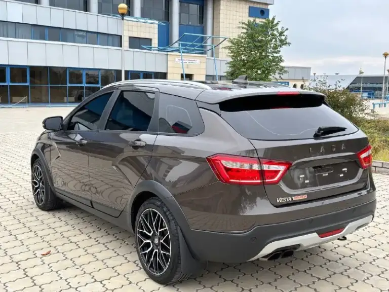 Lada vesta cross 1.6

2018

Автомобиль в отличном состоянии!
Кузов в родном окрасе(один косметический окрас)
Мотор в идеальном состоянии!
Коробка мягкая!
Ходовая без посторонних звуков!
Максимальная комплектация!
Подогрев лобового
Asr abs
Круиз контроль
Датчик света
Датчик дождя
Подогрев передних сидений
Улучшенная аудио система
Новые диски r17 с новой летней резиной!
На дороге чувствует себя уверенно!

Очень удобный комфортный автомобиль!!

Цена 980 000₽ торг

Остальные вопросы по телефону :

+79496361868 (Телега)

+380681107552 (Воцап телега) - фотография - 3