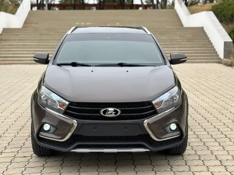 Lada vesta cross 1.6

2018

Автомобиль в отличном состоянии!
Кузов в родном окрасе(один косметический окрас)
Мотор в идеальном состоянии!
Коробка мягкая!
Ходовая без посторонних звуков!
Максимальная комплектация!
Подогрев лобового
Asr abs
Круиз контроль
Датчик света
Датчик дождя
Подогрев передних сидений
Улучшенная аудио система
Новые диски r17 с новой летней резиной!
На дороге чувствует себя уверенно!

Очень удобный комфортный автомобиль!!

Цена 980 000₽ торг

Остальные вопросы по телефону :

+79496361868 (Телега)

+380681107552 (Воцап телега) - фотография - 6