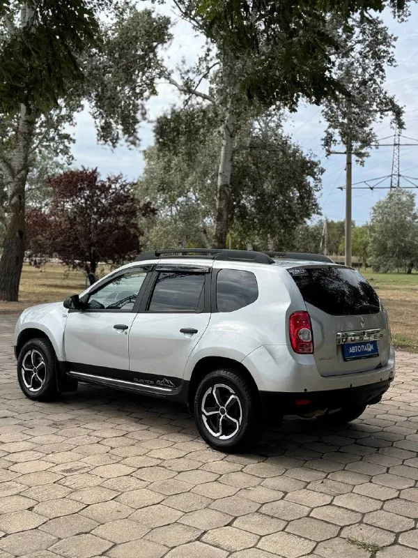 ⬜️ Renault duster

💰Цена: 980 000р
🏢Город: мариуполь
📅Год выпуска: 2014
🧾Пробег: 111 243 км.
⚙️Двигатель: 1.6
⛽Топливо: бензин
⚙️Кпп: механика 6-ст 4х4

📞 Телефон:

+7-949-727-41-51
+7-949-551-91-52
+7-989-263-55-56

💾 Описание:

Ухоженный автомобиль в отличном техническом и визуальном состоянии.

✔️ Птс оригинал, три хозяина
✔️ Оцинкованный кузов в родной краске (несколько косметических подкрасов)

⚙️ Шести ступенчатая механика
💪 Бензиновый двигатель к4м
🔥 Подогрев сидений
⚡ Электро стекла
✖️ Полный привод
❄️ Кондиционер (холодит отлично)

Улица шевченко 269

🏦 Возможна продажа в кредит по двум документам. - фотография - 6