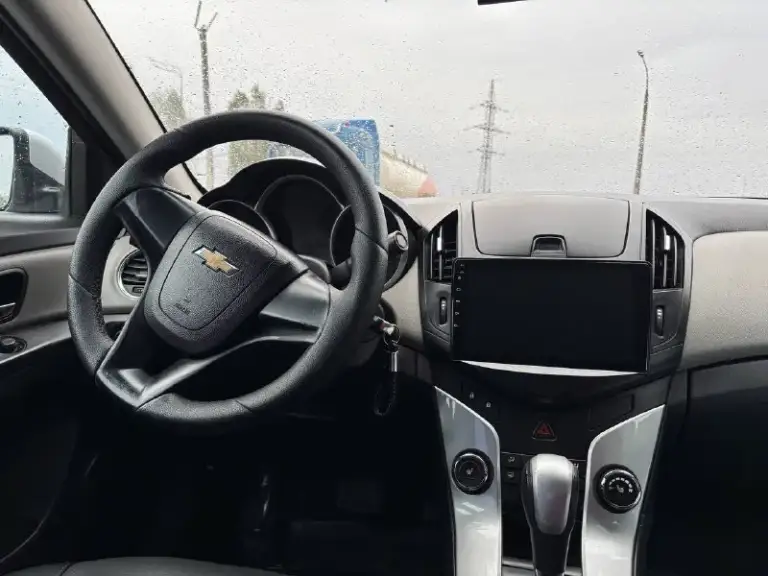 Продам-chevrolet cruze
Год выпуска-2014,
1,6 Бензин, автомат.
Пробег-280 тыс
Камера заднего вида, кондиционер, подогрев сидений, машина обслужена, не гнилая! 😉
Цена-750 тыс руб
Номер телефона +79497318145 - фотография - 4
