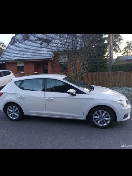 Продам seat leon,2019 год, пробег 80 тыс, заводской газ метан, расход 500 руб 500 км, двигатель 1.5 tsi,130 л, с. Мех коробка передач 6 ст. В хорошей комплектации, состояние нового автомобиля, родной пробег, не одна деталь авто не крашена, готов на любые проверки, два комплекта дисков с резиной, я единственный владелиц, все остальные вопросы по телефону. Цена.1900000.тел+79493542318
📲 Tg: денис
📞 Звоните: +7(949)3542318 - фотография - 2