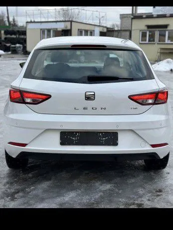 Продам seat leon,2019 год, пробег 80 тыс, заводской газ метан, расход 500 руб 500 км, двигатель 1.5 tsi,130 л, с. Мех коробка передач 6 ст. В хорошей комплектации, состояние нового автомобиля, родной пробег, не одна деталь авто не крашена, готов на любые проверки, два комплекта дисков с резиной, я единственный владелиц, все остальные вопросы по телефону. Цена.1900000.тел+79493542318
📲 Tg: денис
📞 Звоните: +7(949)3542318 - фотография - 3