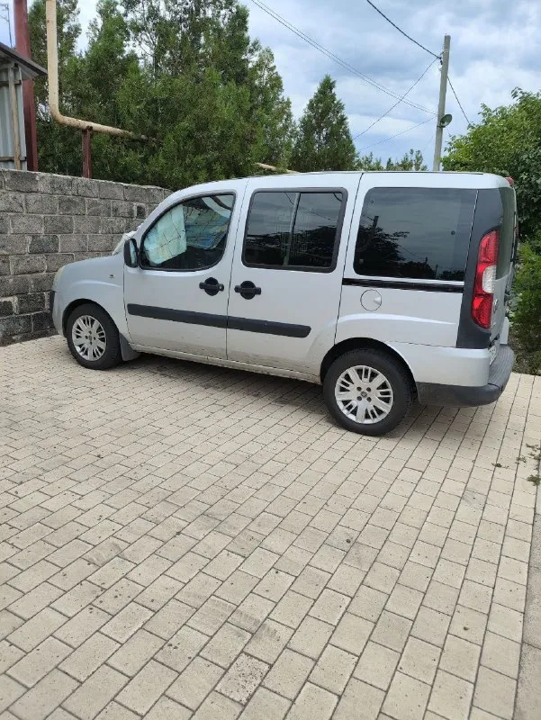 Продам фиат добло 2014год. Авто в отличном состоянии. Цена 900.000руб. Телефон: +79493890192 г. Харцызск - фотография - 1