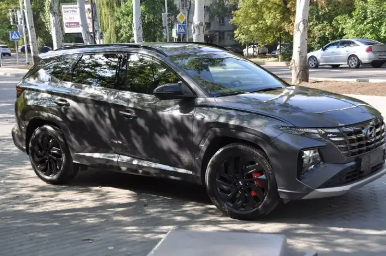 Hyundai tucson n-line
Удлинённая версия
Вся безопасность целая
Кузов в заводском окрасе
Все стекла оригинал
Передняя часть автомобиля в защитной антигравийной плёнке
• Год 09/2021
• Двигатель 1.6т бензин (180 л. С. )
• 7 Ступеней
• Пробег : 67 т. Км
• Цвет : темно серый
• Привод передний 2wd
Комплектация: n-line
• Комбинированный кожаный салон, алькантара с красной строчкой
• Электро сиденья с вентиляцией и подогревами четырех сидений
• Память сидений
• Подогрев руля
• Чёрный потолок
• Под рулевые лепестки
• Премиальная аудиосистема "bose"
• Многоцветная подсветка салона ambient lighting
• Парктроники передние и задние
• Кнопка start/stop
• Двух зонный климат контроль
• Активный круиз контроль
• Без ключевой доступ keylessgo
• Заводской дистанционный запуск двигателя с ключа.
• Авто складывание заркал
• Адаптивная led оптика, передняя и задняя
• Два заводских видеорегистратора, с выводом на мультимедиа.
• Цифровой щиток приборов
• Камеры 360°
• Без про
📞 Звоните: +7(949)3781111 - фотография - 1