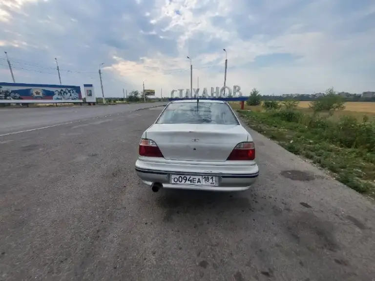 Добрый день.
Продам: деу нексия 2007 года
Пробег: 240 тыс.
Цена: 100.000 р (небольшой торг)
Двигатель: 1.5 л. , 16 клапанов. 85 л/с
Машина внешне не в лучшем состоянии. По фото можно увидеть. Но в тоже время достаточно многое делалось.
Из больших изменений, полная переварка корыт (всех 4-х) обработка дна. Прокладка новых магистралей тормозных трубок.
Замена ремня грм, помпа и натяжитель 30 тыс назад.
Машина технически обслужена. Ехать может куда нужно. Резина лето покупалась два месяца назад. Отдам в комплекте и зиму. (один сезон катана)
Телефон для связи: +79592673673
Территориально: стаханов
📞 Звоните: +7(959)2673673 - фотография - 5
