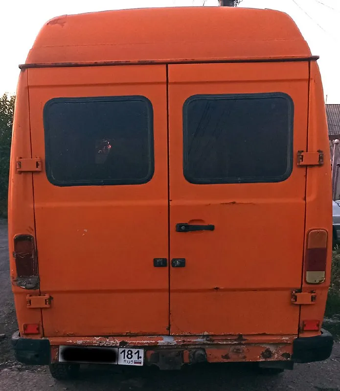 Продам автобус mercedes t1 207d 1987 года выпуска. Пробег 462 тысячи. Машина на ходу. Двигатель 2.9 без турбины, масло не ест. Рама целая. Коробка новая. 8 посадочных мест (сиденья идут в придачу). Учет рф. Цена 320 000 рублей. Торг у капота. Все вопросы по телефону +7-959-036-40-43 валентин/ +7-959-184-91-51 елена. Звонить с 10:00 до 20:00.
📞 Звоните: +7(959)0364043 - фотография - 1