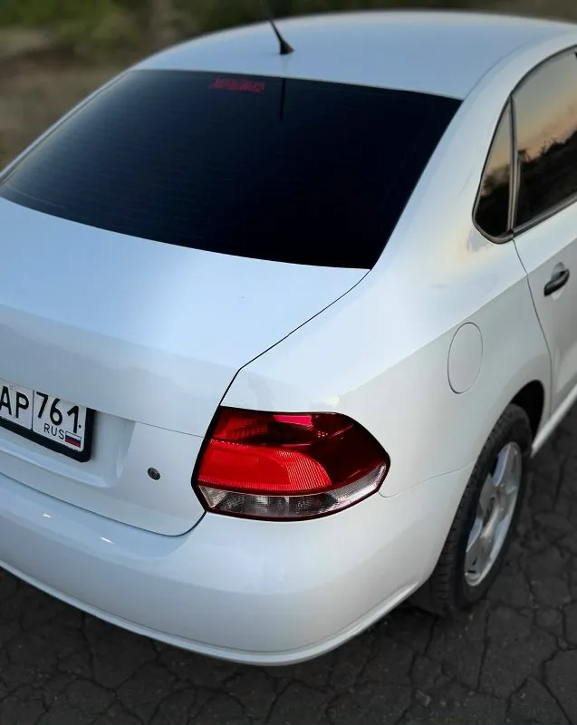 Продам volkswagen polo год 2013 двигатель 1.6 кпп механика пробег 201тыс автомобиль в отличном состоянии, два хозяина, машина в родном окрасе, без дтп, без ржавчины и гнили, присутствуют сколы, все остекление родное, залита прошивка, установлен паук, едет очень бодро, двигатель масло не расходует, кпп и ходовая на отлично, сигнализация starline c автозапуском автомобиль вложений не требует сел и поехал, автотека зелёная цена 730 тыс. Торг у капота осмотр шахтёрск тел +7 (949)4037217 +7 (949)3110707
📞 Звоните: +7(949)4037217 - фотография - 8