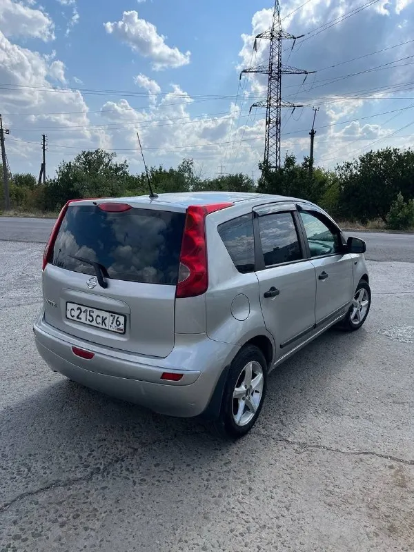 ‼️В продаже nissan note. 2008 года выпуска‼️
•Двигатель 1.4 88л. С. Заводится отлично, не дымит, не троит, вложений не требует.
•Коробка, сцепление, тормоза отличные.
•По ходовой без нареканий.
•Электрика вся рабочая!
📃Документы готовы к переоформлению, 1 хозяин по птс.
•Автомобиль весь в родной краске, есть мелкие коцки, царапины нечего критичного, машина не новая!
❗️По комплектации: гур, кондиционер(рабочий) электро привод зеркал, подогревы передних сидений, музыка.
•Салон ухоженный в около отличном состоянии!
•Машина сел и поехал, делать нечего не нужно!
💸Ценник: 530.000 рублей + торг реальному покупателю!
+79493147832
+79493272295
📲 Tg: попов саня
📞 Звоните: +7(949)3147832 - фотография - 2