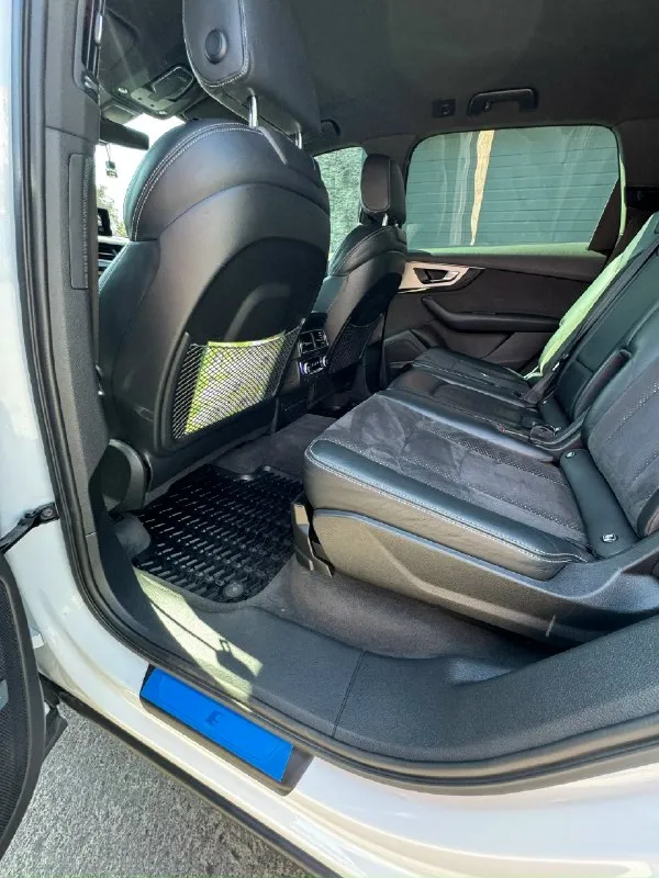 Audi q7 2016 года покупали в салоне новую, машина не бита не крашена не одна делать, часть авто в броне пленке 170.000 км оригинал пробег, история обслуживание строго на фирменной станции вложений 0, только после крупного т. О двигатель 3 литра бензин по двигателю вопросов не каких нет, работает тихо и мягко масло не берет ходовая вся как новая, пневма работает идеально машина очень мягко и тихо едет резина с дисками новые сколов царапин вмятин нет проверка только приветствуется комплектация s-line в машине есть все ! Цена 3.500.000₽ обмен на порше каен осмотр макеевка донецк +7 949 524 3150
📞 Звоните: +7(949)5243150 - фотография - 10