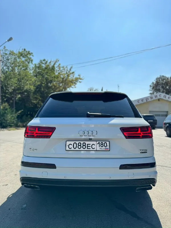 Audi q7 2016 года покупали в салоне новую, машина не бита не крашена не одна делать, часть авто в броне пленке 170.000 км оригинал пробег, история обслуживание строго на фирменной станции вложений 0, только после крупного т. О двигатель 3 литра бензин по двигателю вопросов не каких нет, работает тихо и мягко масло не берет ходовая вся как новая, пневма работает идеально машина очень мягко и тихо едет резина с дисками новые сколов царапин вмятин нет проверка только приветствуется комплектация s-line в машине есть все ! Цена 3.500.000₽ обмен на порше каен осмотр макеевка донецк +7 949 524 3150
📞 Звоните: +7(949)5243150 - фотография - 6