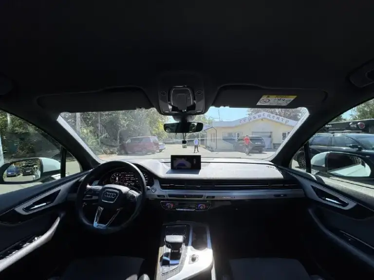 Audi q7 2016 года покупали в салоне новую, машина не бита не крашена не одна делать, часть авто в броне пленке 170.000 км оригинал пробег, история обслуживание строго на фирменной станции вложений 0, только после крупного т. О двигатель 3 литра бензин по двигателю вопросов не каких нет, работает тихо и мягко масло не берет ходовая вся как новая, пневма работает идеально машина очень мягко и тихо едет резина с дисками новые сколов царапин вмятин нет проверка только приветствуется комплектация s-line в машине есть все ! Цена 3.500.000₽ обмен на порше каен осмотр макеевка донецк +7 949 524 3150
📞 Звоните: +7(949)5243150 - фотография - 7