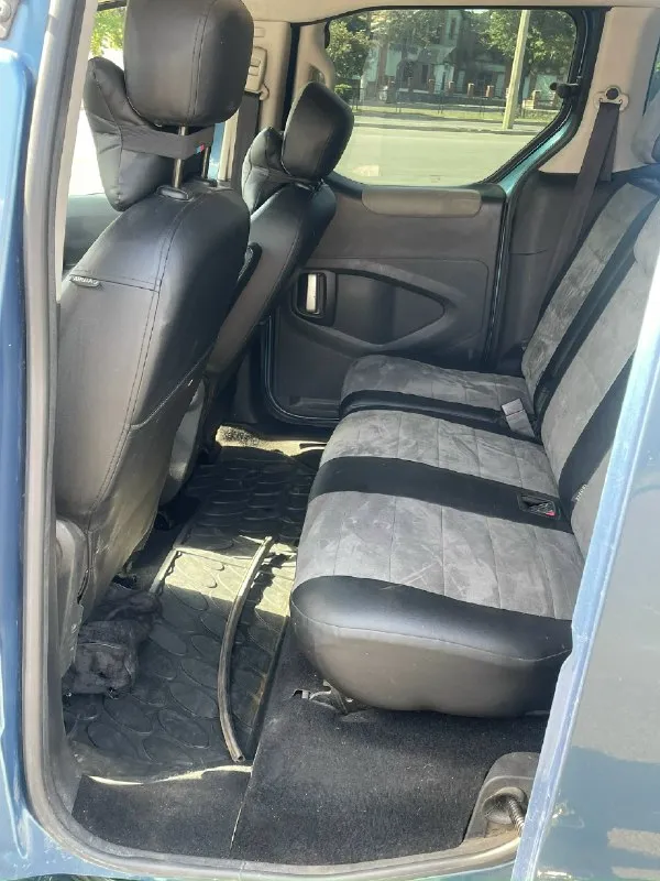 Продам peugeot партнер ( peugeot partner) год выпуска 2011 коробка передач: механическая двигатель: 1,6 турбо привод: передний пробег: 260000 км средний расход: 7 л один владелец, кондиционер, гур, подушки безопасности, центральный замок. Цена 700000₽. Телефон +79493162927 донецк
📞 Звоните: +7(949)3162927 - фотография - 7