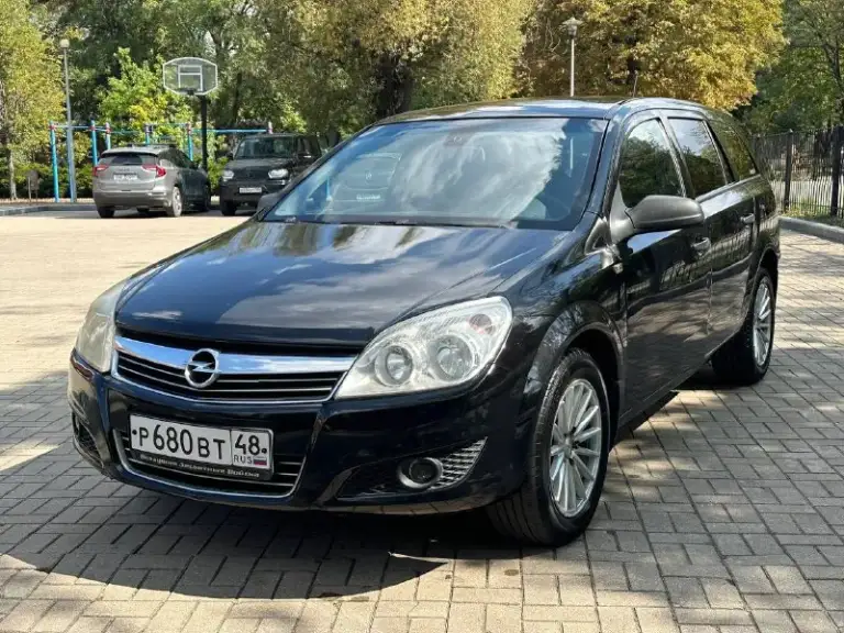 Продам opel astra h универсал
Объем 1.6 механика
Пробег 194000
Год выпуска 2008
В идеальном состоянии
Без ржавчины, гнили, вмятин,
Двигатель не дымит, не троит, масло не ест,
По комплектации имеется
Кондиционер заправлен работает
Бортовой компьютер
Эл стеклоподъемники
И многое другое
Цена 525 000 +79493943583
📞 Звоните: +7(949)3943583 - фотография - 2