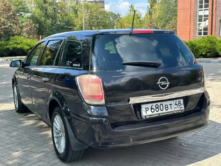 Продам opel astra h универсал
Объем 1.6 механика
Пробег 194000
Год выпуска 2008
В идеальном состоянии
Без ржавчины, гнили, вмятин,
Двигатель не дымит, не троит, масло не ест,
По комплектации имеется
Кондиционер заправлен работает
Бортовой компьютер
Эл стеклоподъемники
И многое другое
Цена 525 000 +79493943583
📞 Звоните: +7(949)3943583 - фотография - 3