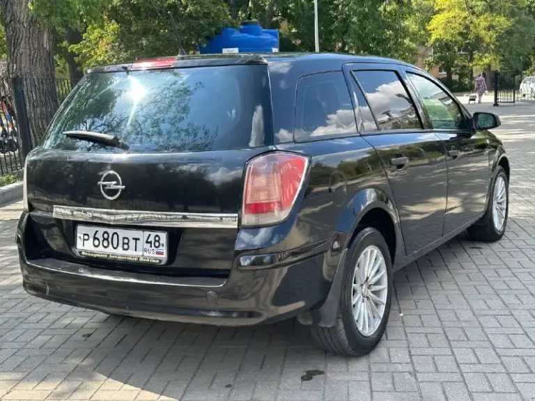 Продам opel astra h универсал
Объем 1.6 механика
Пробег 194000
Год выпуска 2008
В идеальном состоянии
Без ржавчины, гнили, вмятин,
Двигатель не дымит, не троит, масло не ест,
По комплектации имеется
Кондиционер заправлен работает
Бортовой компьютер
Эл стеклоподъемники
И многое другое
Цена 525 000 +79493943583
📞 Звоните: +7(949)3943583 - фотография - 4