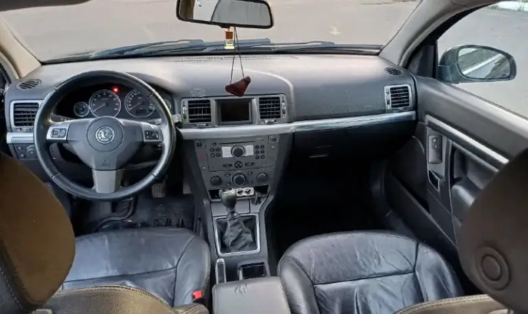 Продам 525.000 opel vecrtra 2007 г 1.8 бензин механика 236 тыс. Пробег комплектация два комплекта резины два ключа оформление без проблем, будете третьим хозяином
Г. Макеевка +79494843951 - фотография - 5