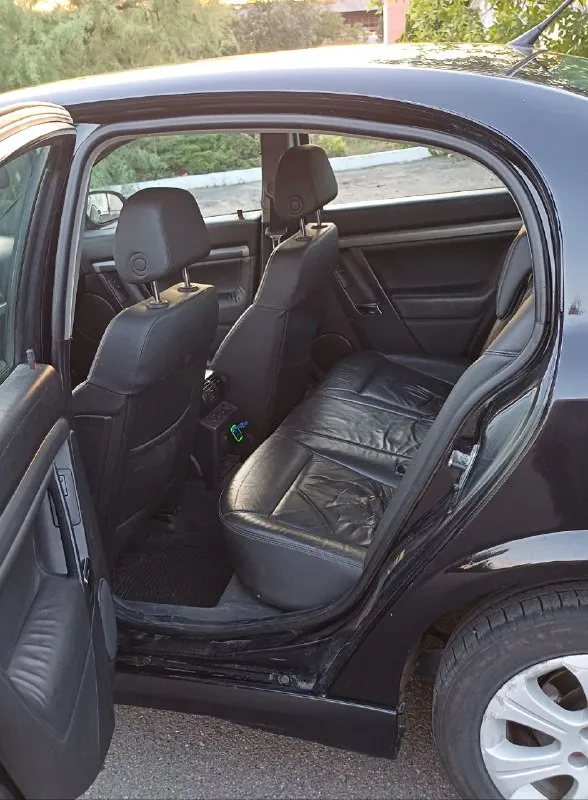 Продам 525.000 opel vecrtra 2007 г 1.8 бензин механика 236 тыс. Пробег комплектация два комплекта резины два ключа оформление без проблем, будете третьим хозяином
Г. Макеевка +79494843951 - фотография - 7