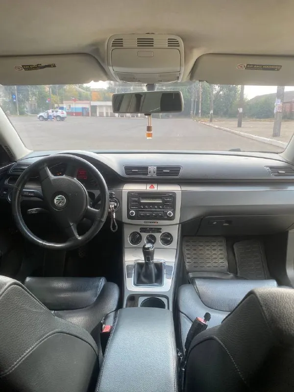 Volkswagen b6 ‼️
Год выпуска:2006
Двигатель 2.0 турбо, едет на все 200 лошадей, нареканий нет. Коробка 6 ступенчатая механика, переключает плавно. Ходовая часть сделана полностью. Кузов не гнилой, без рыжих. Есть годовалые следы эксплуатации в виде царапин. Новая резина проехавшая не более 1000 км. Поклеен хорошей американской плёнкой, новое лобовое стекло, менял из-за трещин на старом. Продаю в связи с семейными обстоятельствами!цена 620.000 торг‼️
Звонить по номеру +79495192794
📲 Tg: евгений
📞 Звоните: +7(949)5192794 - фотография - 6
