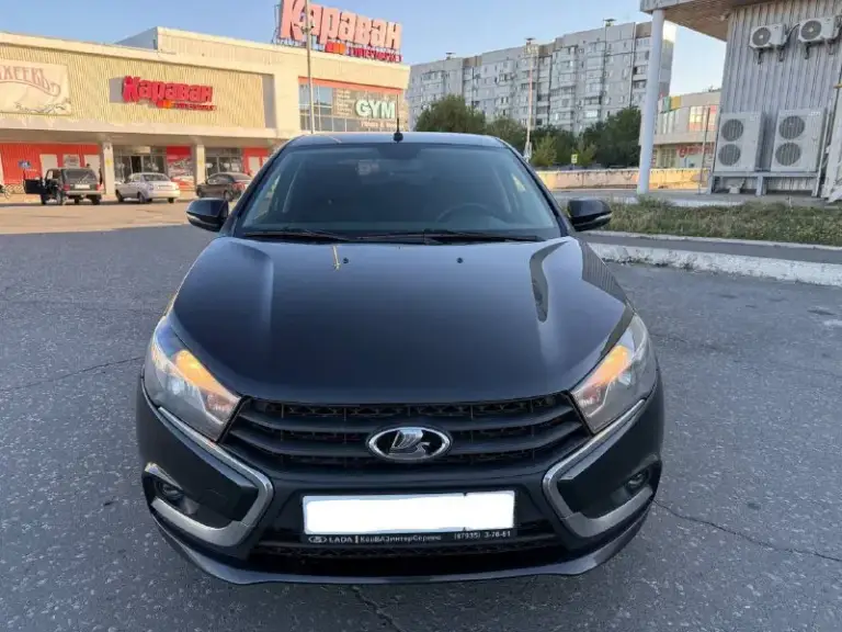 Lada vesta 2018 год
Мотор 1.6 бензин на механике
Родной подтвержденный пробег 82700км,
2 Собственника,
В хорошем состоянии мотор коробка на 5,ходовая не стучит, без дтп и расчетов, стекла все заводские включая лобовое, безопасность вся на месте!комплектация камера заднего вида, датчик дождя, датчик света, мульти руль, громкая связь, датчики заднего хода, кондиционер,2 ключа и. Др
Установлено гбо(пропан)в личных целях
Без вложений полностью обслужена сел и поехал.
С документами полный порядок!
Цена 850 т. Р
Могу скинуть видеообзор,
Г. Донецк
+79493710826 - фотография - 1