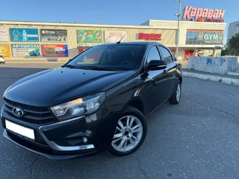 Lada vesta 2018 год
Мотор 1.6 бензин на механике
Родной подтвержденный пробег 82700км,
2 Собственника,
В хорошем состоянии мотор коробка на 5,ходовая не стучит, без дтп и расчетов, стекла все заводские включая лобовое, безопасность вся на месте!комплектация камера заднего вида, датчик дождя, датчик света, мульти руль, громкая связь, датчики заднего хода, кондиционер,2 ключа и. Др
Установлено гбо(пропан)в личных целях
Без вложений полностью обслужена сел и поехал.
С документами полный порядок!
Цена 850 т. Р
Могу скинуть видеообзор,
Г. Донецк
+79493710826 - фотография - 2