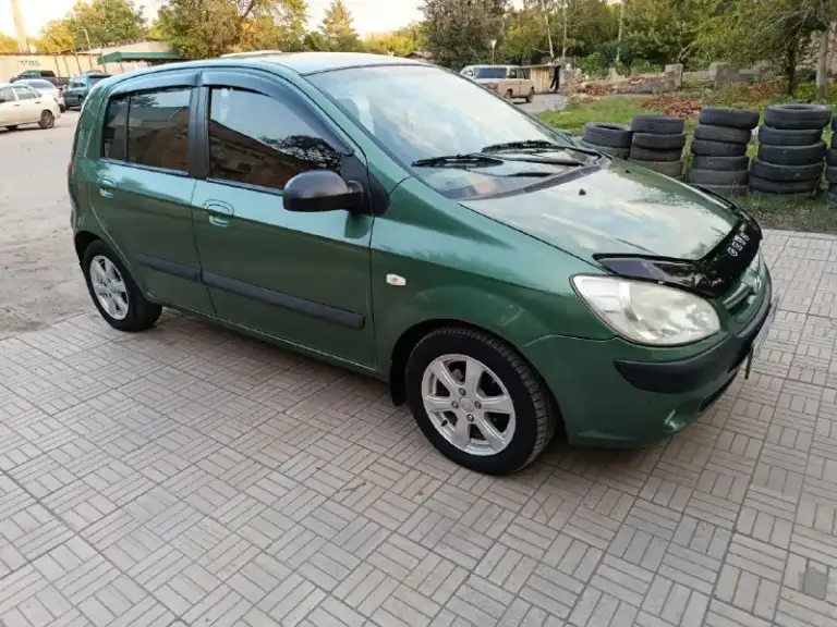 Hyundai getz 1.4 at, 2006 год пробег 275 тысяч, машина полностью обслужена все чеки всё есть матор на отлично каробка без нареканий машинка сел и поехал акамулятор новый свечи масла фильтра ремни всё поменял. Предыдущий хозяин копиталил мотор. Цена 520 тысяч рублей торг не большой. +79202179035 телеграм +79495861645 донецк. - фотография - 2
