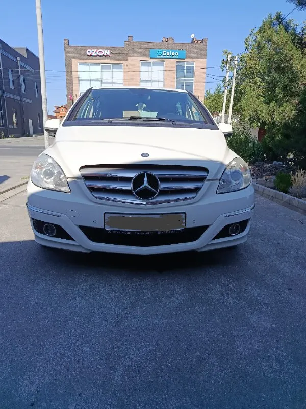 Продам mercedes b-class
Год 2010
Двигатель 1.7
Пробег 104 тыс (оригинальный)
Кпп автомат
Автомобиль в идеальном состоянии, без ржавчины и гнили, салон в идеальном состоянии, всё остекление родное включая лобовое, два комплекта резины, редкий экземпляр с таким пробегом и в таком состоянии, автомобиль достоин вашего внимания.
Комплектация:abs, airbag, кондиционер, круиз контроль, датчики дождя и света, подогрев сидений, полный эл. Пакет, парк троники передний задний, хорошая магнитола с камерой заднего вида.
Юридически чистая, могу присутствовать при переоформлении в мрео
Осмотр макеевка
Цена 1млн. Торг уместен
Тел +79493179960
Телеграм +79493179960
📞 Звоните: +7(949)3179960 - фотография - 1