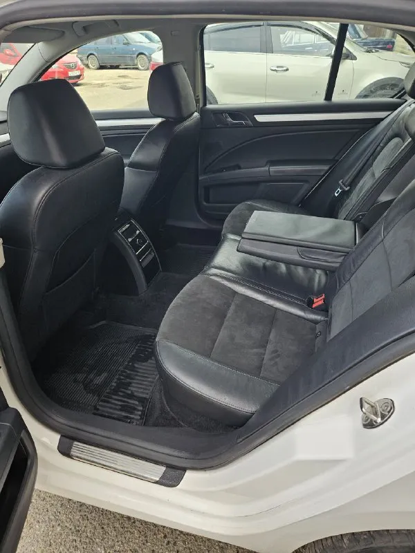 Skoda superb ll 2012г.
1.8 152Л. - обслужен! Работает без нареканий.
Акпп - классический автомат работает отлично, без пинков.
Кузов без ржавчины где либо. Салон комбинированный, с подогревом всех сидений. Климат холодит, греет всё работает. Колёса r16 205/60 с отличным протектором. Ничего делать не надо!!
Сейчас в краснодаре, в конце сентября будет в макеевке. +79298154358 цена: 950000₽ - фотография - 10