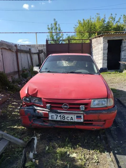 Opel астра 1993г.
После дтп, на разборку или восстановление. Двигатель целый, титановые диски.
Регистрация днр до 06.07.2026г.
Заклинило водительскую сторону, сама не поедет.
Г. Макеевка, червоногвардейский район
40 Тыс руб. Торг
Подробнее по +7 949 332 53 96
📲 Tg: @alenkakay
📞 Звоните: +7(949)3325396 - фотография - 2